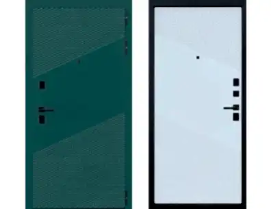 Входная дверь в квартиру 13А